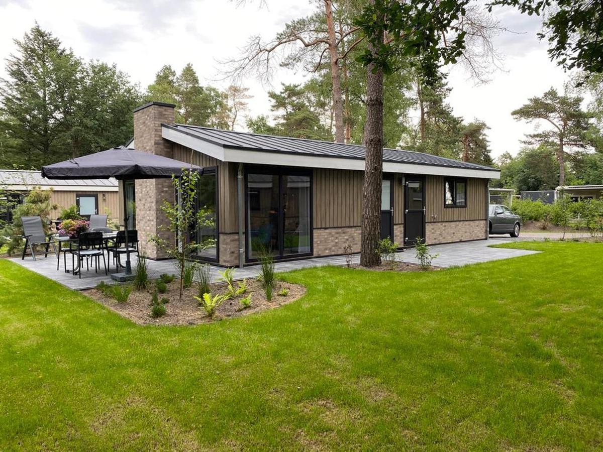 Europarcs De Hooge Veluwe Hotel Arnhem Room photo